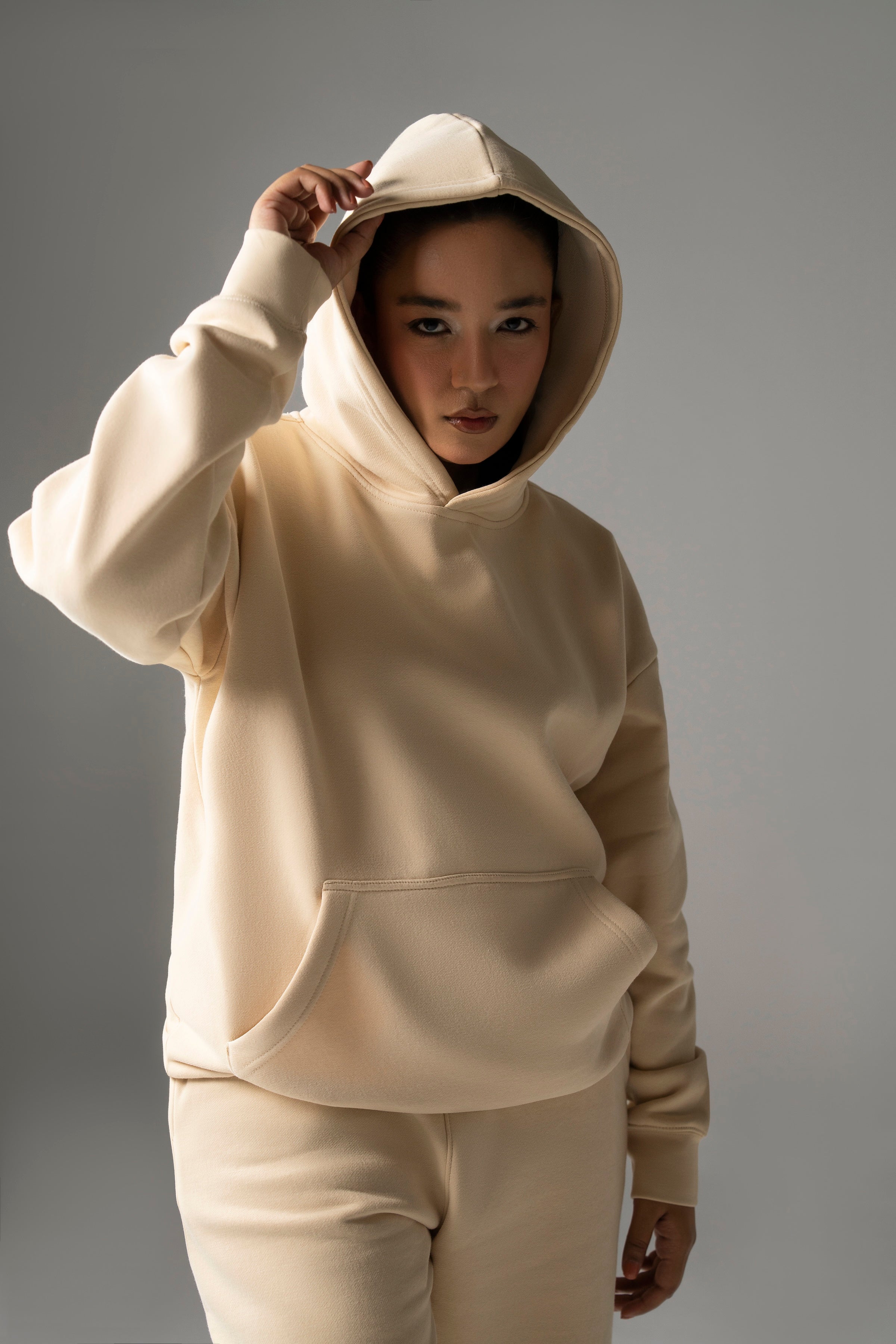 THE COZY HOODIE (IVORY)