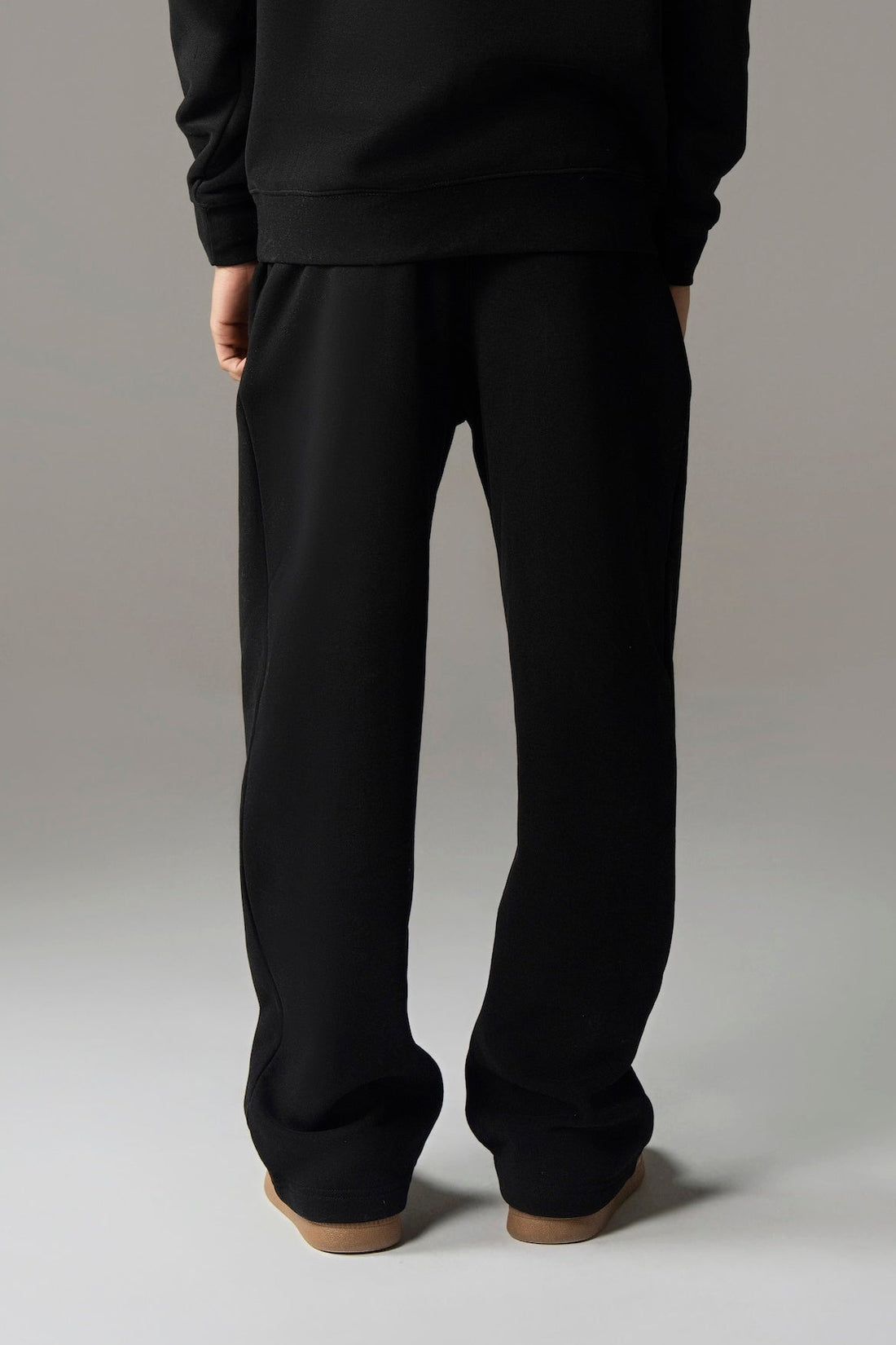 THE COZY SWEATPANT (BLACK)